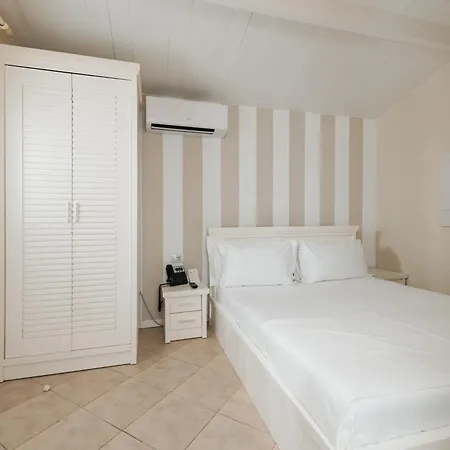 Soleil Village & 4* Jal