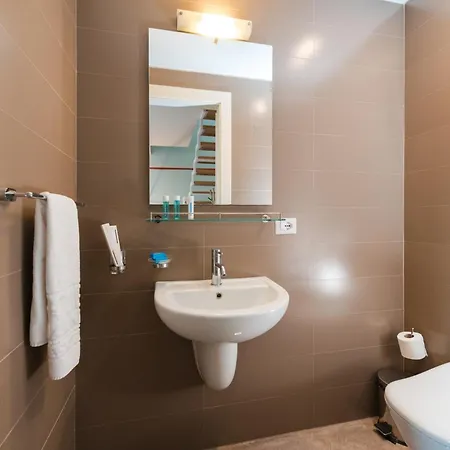 호텔 Soleil Village &