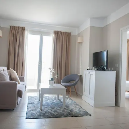 Soleil Village & ヤル