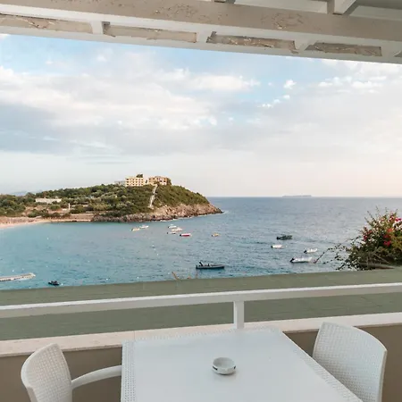 Soleil Village & ホテル ヤル