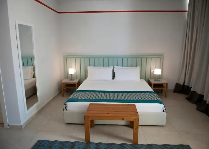 Hotel Soleil Village & 4*