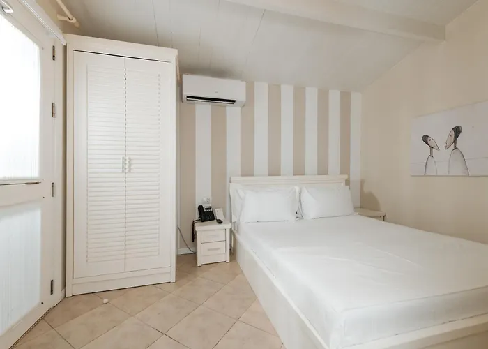 Soleil Village & 4* Jal